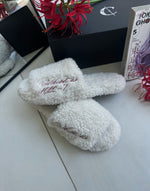 '1000-7' Fur Slides (WHITE)